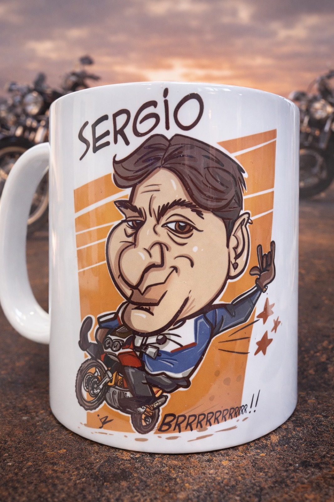 Taza personalizada con una caricatura por encargo
